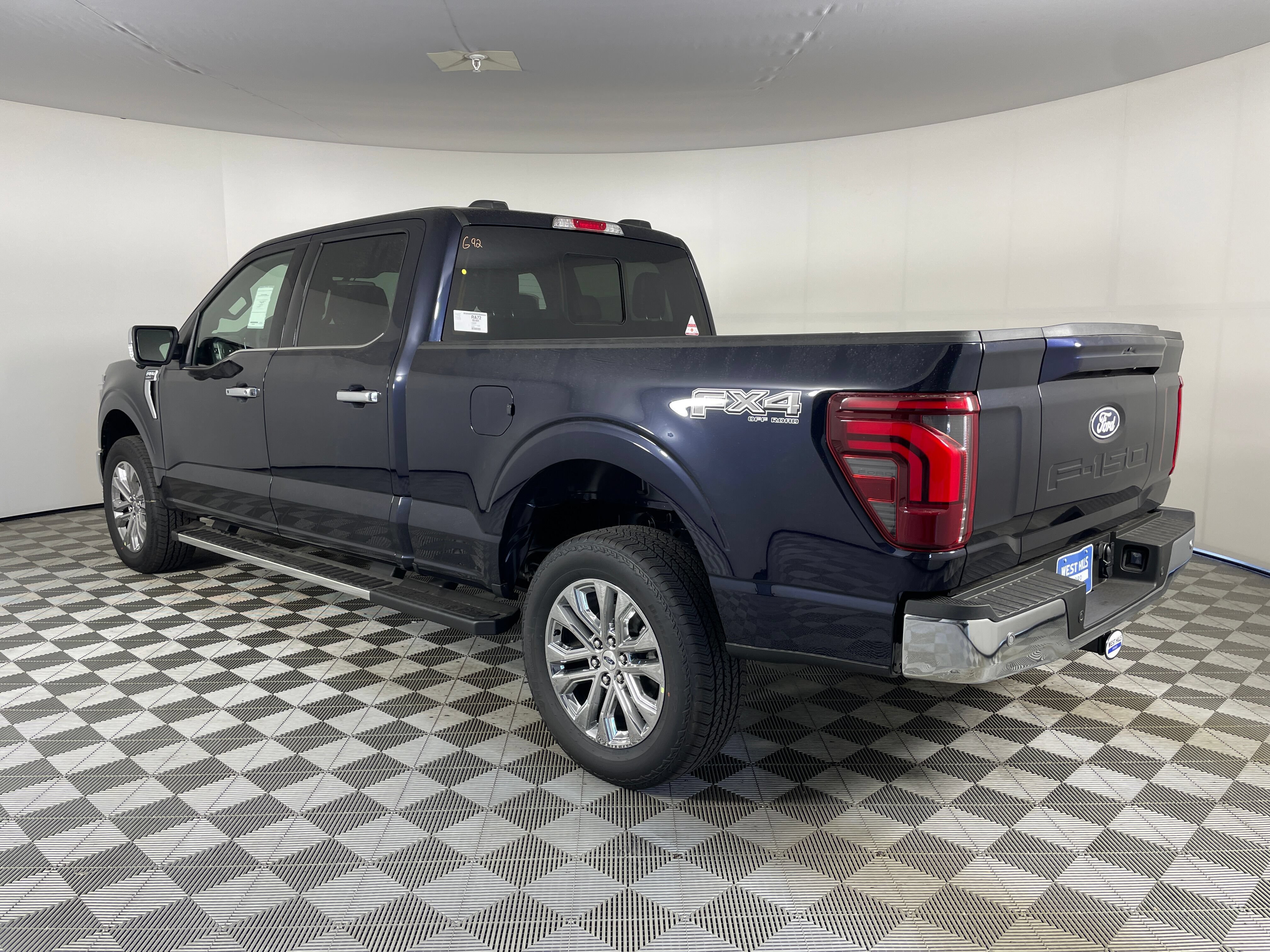 New 2026 Ford F150 Lariat w/ Equipment Group 501A Mid AWD/4WD image 9