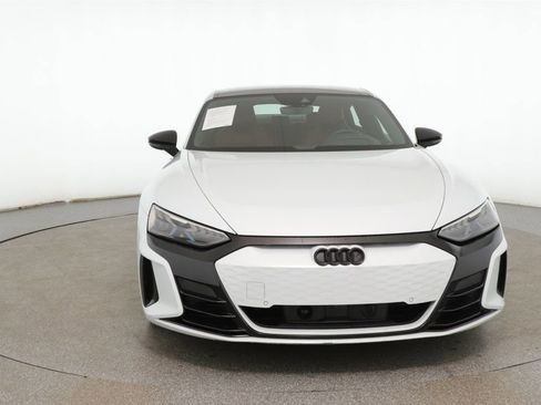 Used 2024 Audi e-tron GT Prestige w/ Prestige Package image 2