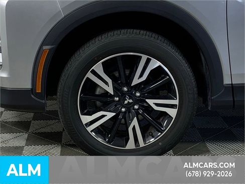 Used 2024 Mitsubishi Eclipse Cross SE image 14