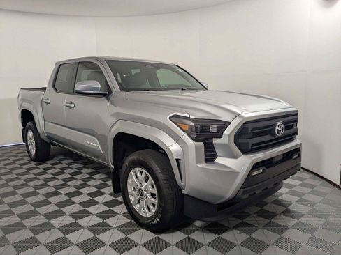 Certified 2026 Toyota Tacoma SR5 RWD image 3