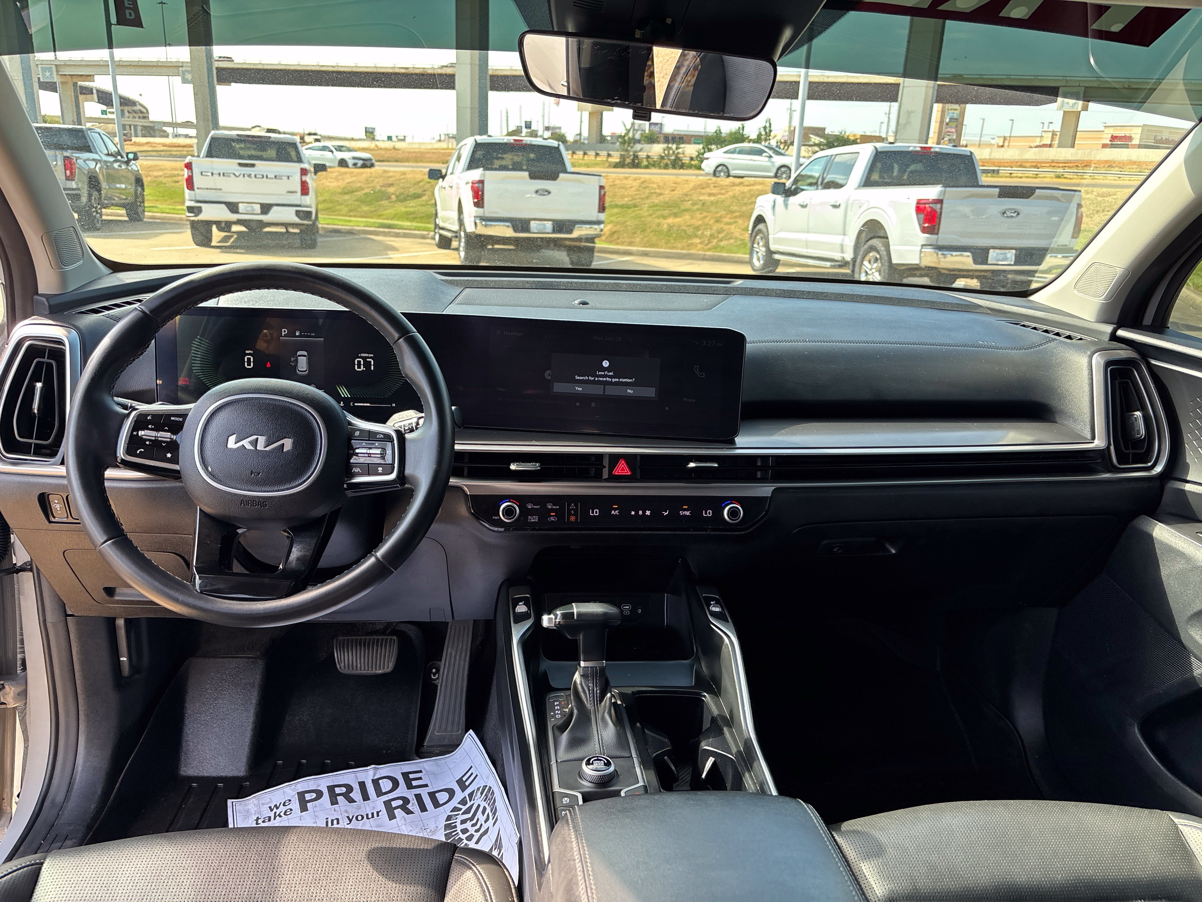 Used 2024 Kia Sorento S w/ Panoramic Sunroof Package FWD image 38