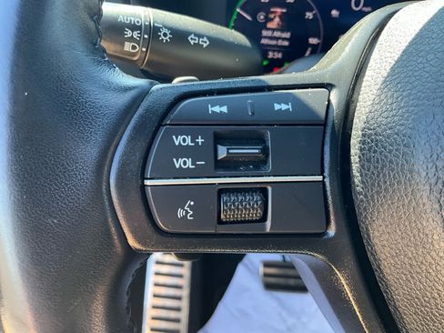 Used 2024 Honda Accord Sport image 17