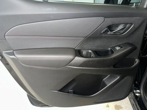 Certified 2023 Chevrolet Traverse RS image 22