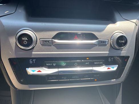 Used 2021 Ford Explorer XLT w/ Equipment Group 202A image 22