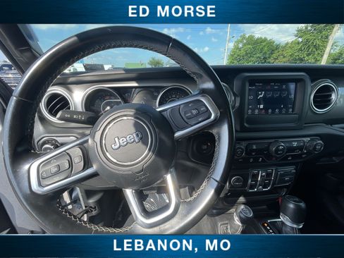 Used 2021 Jeep Wrangler Unlimited Sahara AWD/4WD image 11