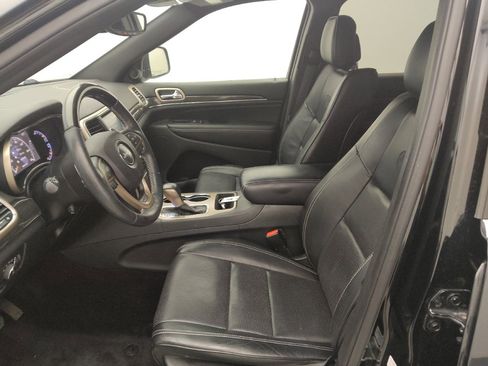 Used 2017 Jeep Grand Cherokee Overland RWD image 17