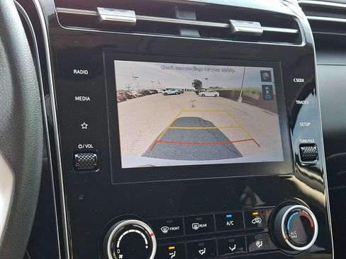 Used 2022 Hyundai Tucson SEL AWD/4WD image 17