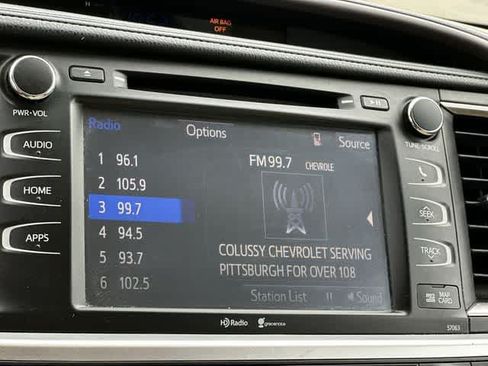 Used 2015 Toyota Highlander XLE AWD/4WD image 11