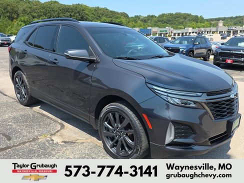 Certified 2023 Chevrolet Equinox RS w/ RS Leather Package AWD/4WD image 2