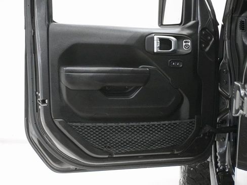 Certified 2022 Jeep Wrangler Unlimited Sport image 13