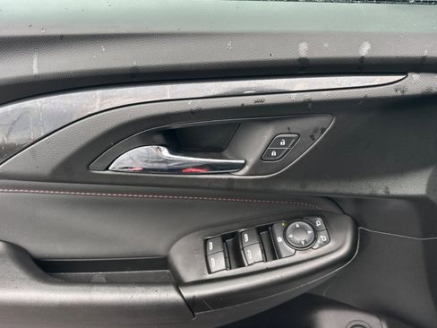 Used 2021 Chevrolet TrailBlazer RS w/ Sun and Liftgate Package image 11