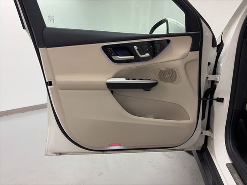 Certified 2026 Mercedes-Benz GLC 300 4MATIC image 14