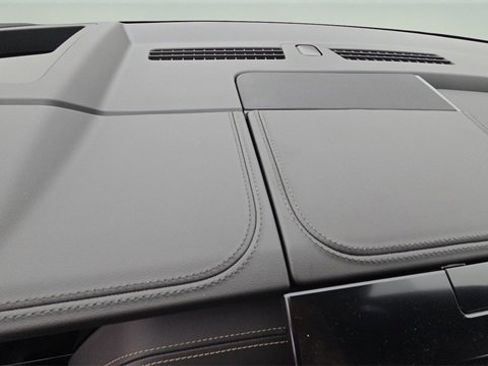 New 2026 GMC Yukon XL Elevation w/ Elevation Premium Package image 9