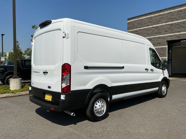 Used 2025 Ford Transit 250 148 Medium Roof Extended AWD image 4