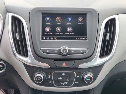 Used 2020 Chevrolet Equinox LS image 17