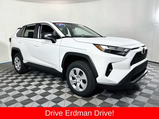 Certified 2025 Toyota RAV4 LE FWD image 1