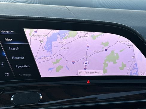 Used 2023 Cadillac Escalade Sport Platinum w/ LPO, ONYX Package image 44