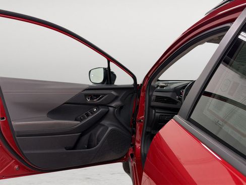 Certified 2024 Subaru Crosstrek 2.5i Limited w/ Crosstrek Mirror Package AWD/4WD image 14