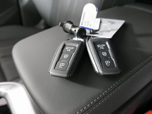 New 2025 Audi Q5 Premium Plus image 13