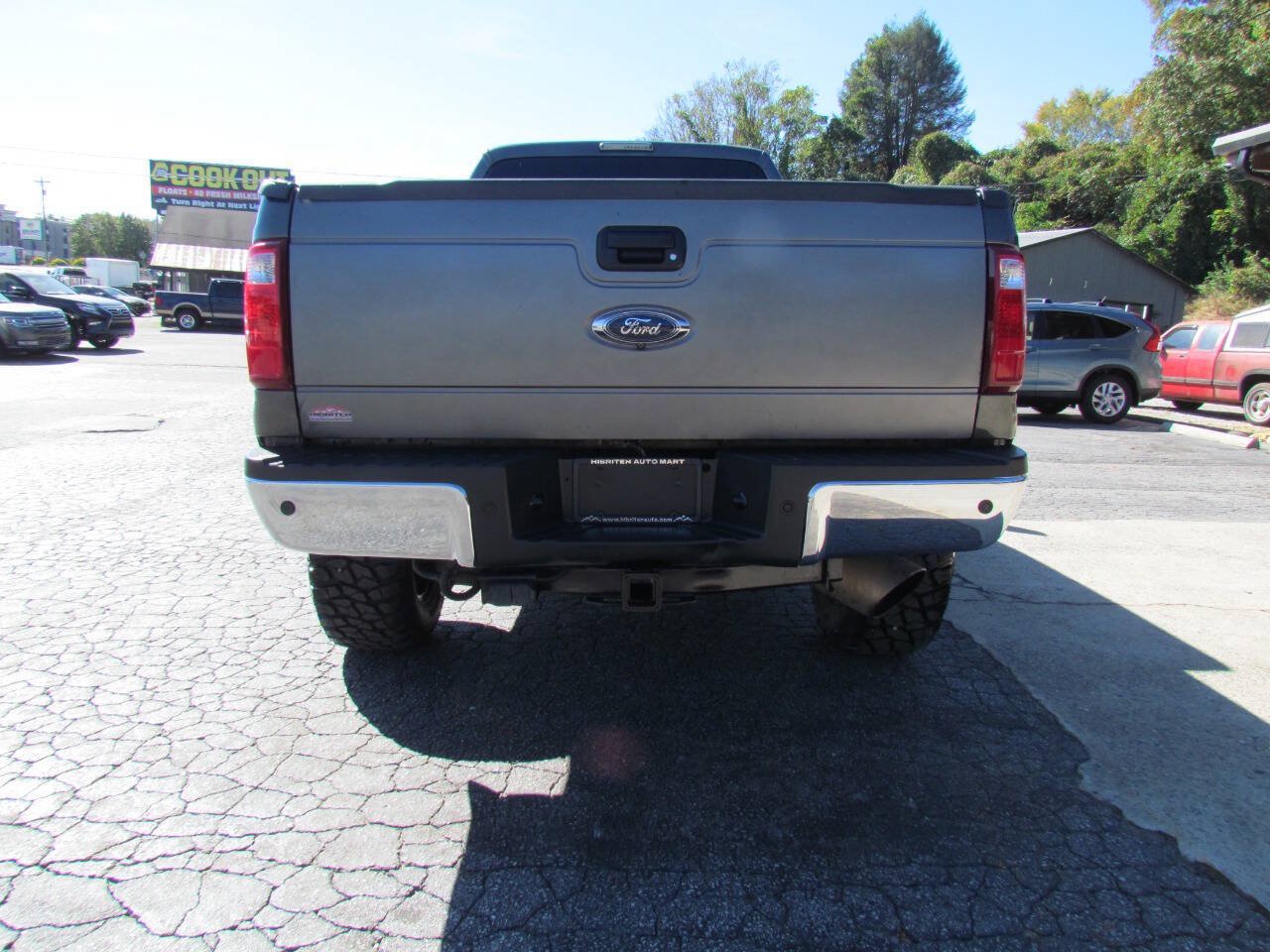 Used 2016 Ford F250 XLT w/ XLT Premium Package AWD/4WD image 4
