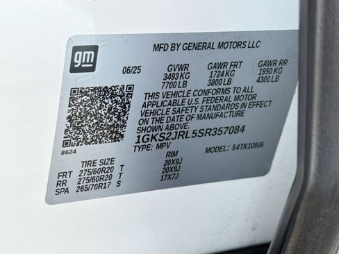 Used 2025 GMC Yukon XL Denali AWD/4WD image 19
