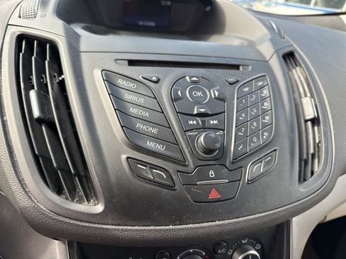 Used 2014 Ford Escape SE image 12