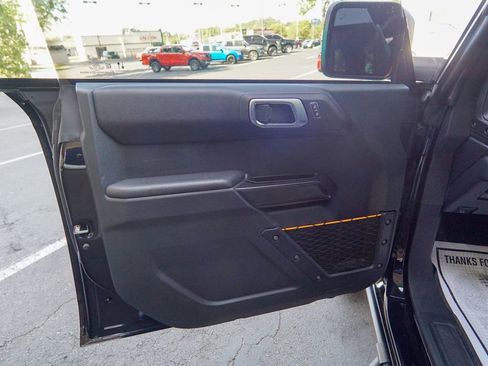 Used 2024 Ford Bronco Badlands AWD/4WD image 17