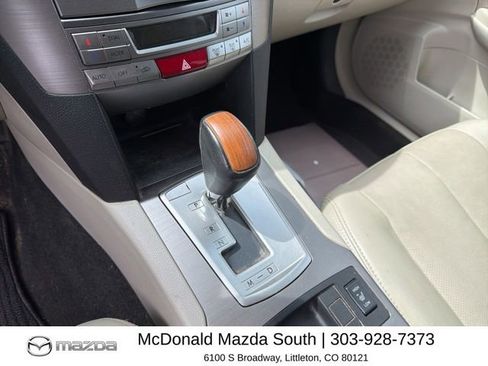 Used 2014 Subaru Outback 2.5i Limited AWD/4WD image 6