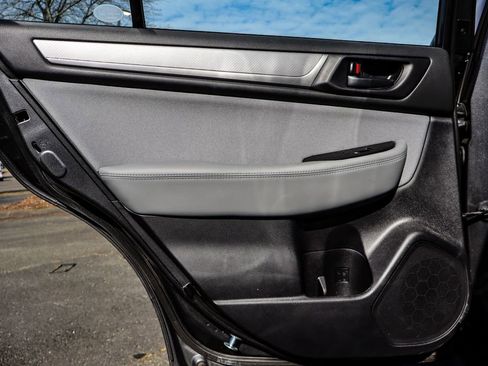 Used 2019 Subaru Outback 2.5i image 34