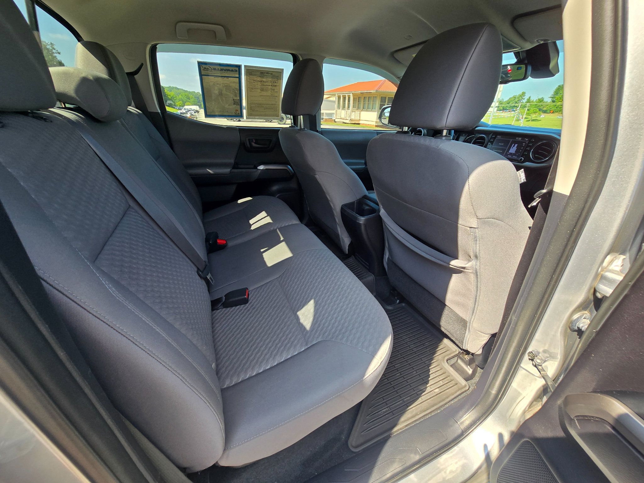 Used 2021 Toyota Tacoma SR5 RWD image 20