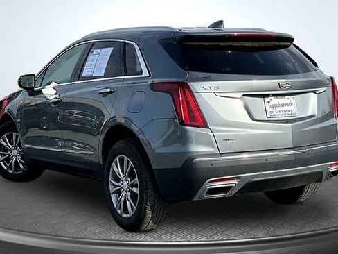 Used 2022 Cadillac XT5 Premium Luxury AWD/4WD image 4