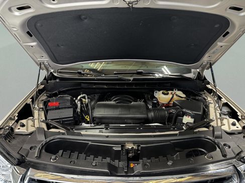 Used 2023 GMC Yukon SLT image 35