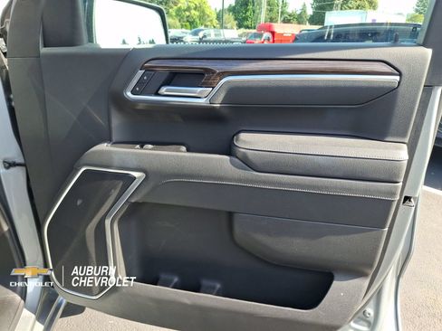 Certified 2026 Chevrolet Silverado 1500 RST AWD/4WD image 21