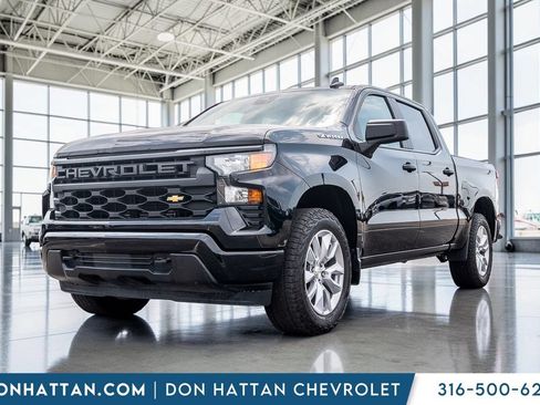 Used 2024 Chevrolet Silverado 1500 Custom AWD/4WD image 1