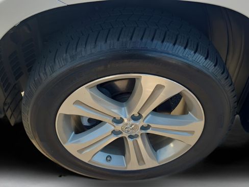 Used 2013 Toyota Highlander Limited image 33