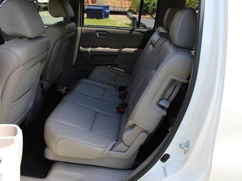 Used 2012 Honda Pilot Touring image 29