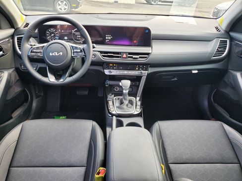 New 2026 Kia Seltos EX w/ EX Sunroof Package FWD image 16