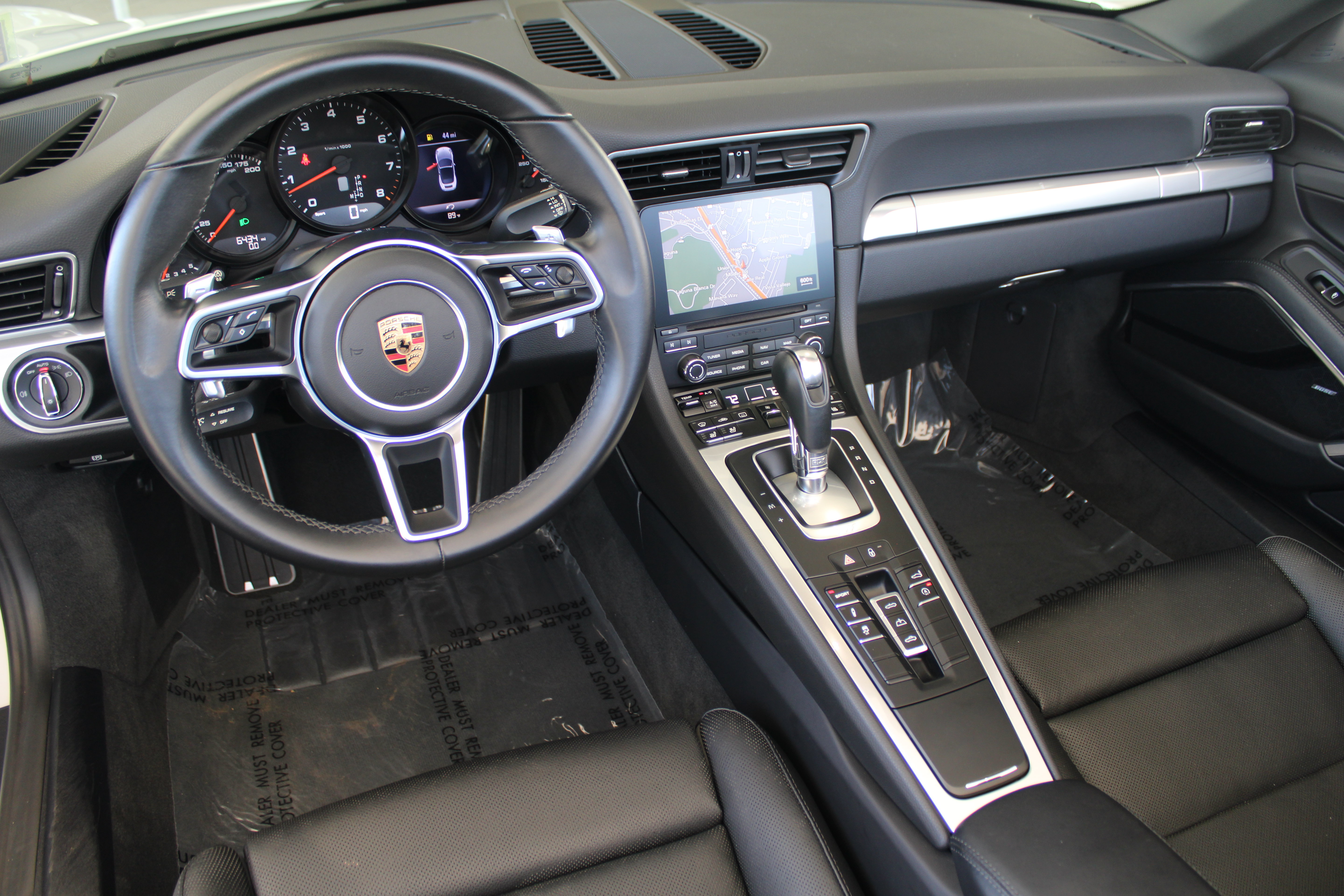 Certified 2018 Porsche 911 Carrera RWD image 4