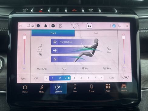 Used 2023 Jeep Grand Cherokee L Limited image 41