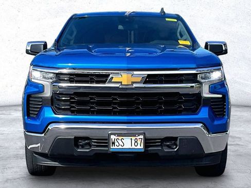 Used 2022 Chevrolet Silverado 1500 LT w/ Protection Package AWD/4WD image 3