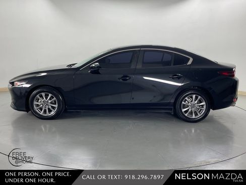 Used 2021 MAZDA MAZDA3 s image 8