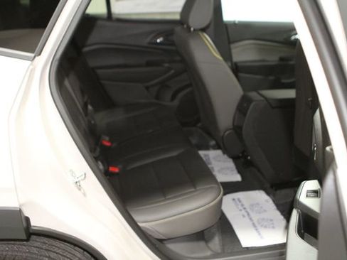 New 2026 Chevrolet Trax ACTIV w/ Driver Confidence Package FWD image 25