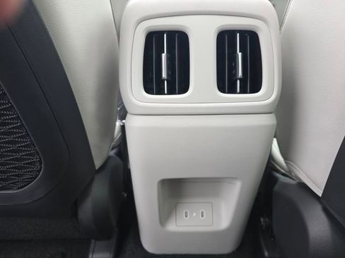 New 2026 Hyundai Tucson Limited image 25