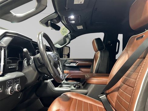 Used 2024 GMC Sierra 3500 Denali Ultimate image 26