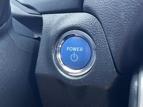 Used 2020 Toyota RAV4 Limited AWD/4WD image 29