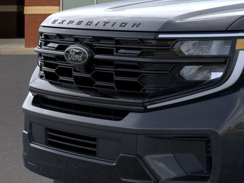 New 2026 Ford Expedition Max Platinum image 17