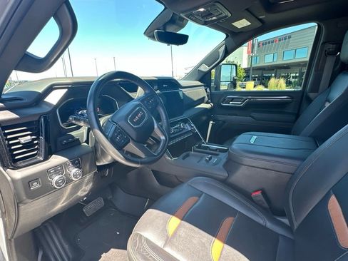Used 2024 GMC Sierra 3500 AT4 w/ AT4 Premium Plus Package AWD/4WD image 15