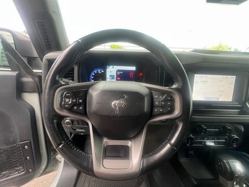 Used 2022 Ford Bronco Black Diamond AWD/4WD image 23