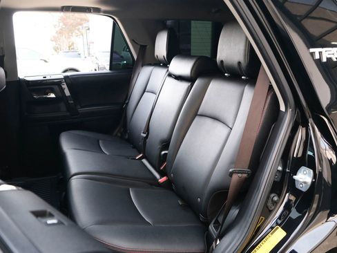 Used 2020 Toyota 4Runner TRD Off-Road Premium w/ Moonroof Package image 24