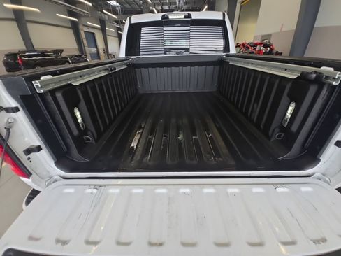 Used 2022 RAM 1500 Limited AWD/4WD image 23